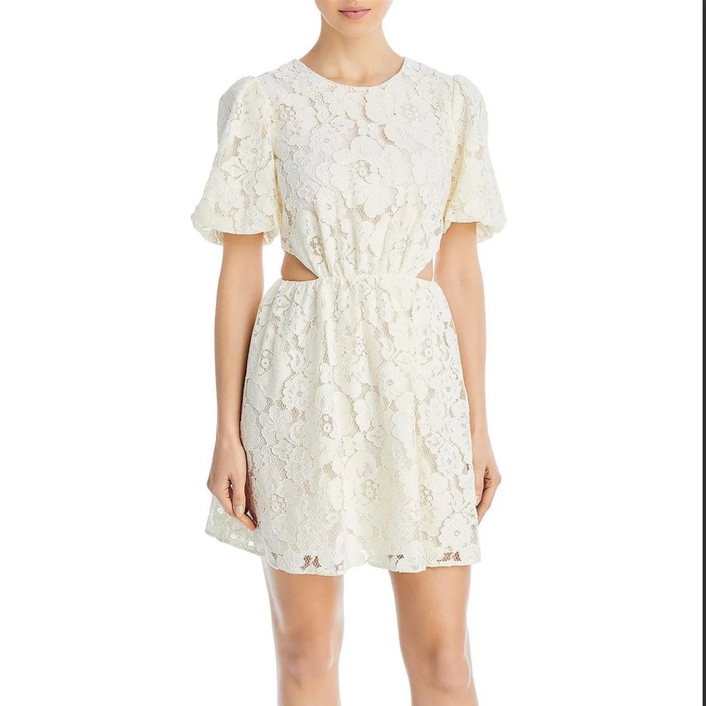 NWT Wayf Cream Lace Dress size S
